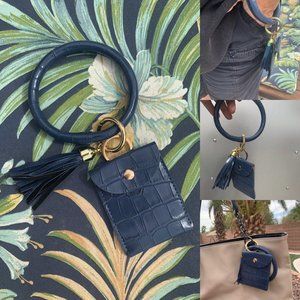 Wristlet Bangle Keychain Card Holder Tassel